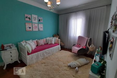 Casa à venda com 350m², 4 quartos e 4 vagasSuite 2