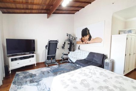 Casa à venda com 350m², 4 quartos e 4 vagasSuite 4
