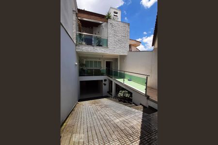 Casa à venda com 350m², 4 quartos e 4 vagasVista Casa