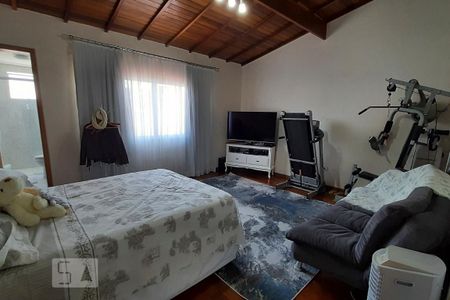 Casa à venda com 350m², 4 quartos e 4 vagasSuite 4