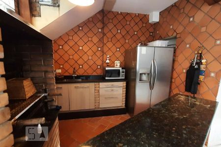 Casa à venda com 350m², 4 quartos e 4 vagasArea Gourmet