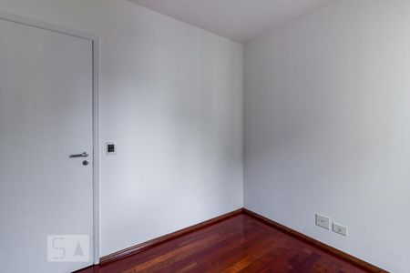 Quarto de apartamento à venda com 1 quarto, 89m² em Indianópolis, São Paulo