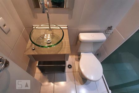 Banheiro de apartamento à venda com 2 quartos, 50m² em Jardim Vila Formosa, São Paulo