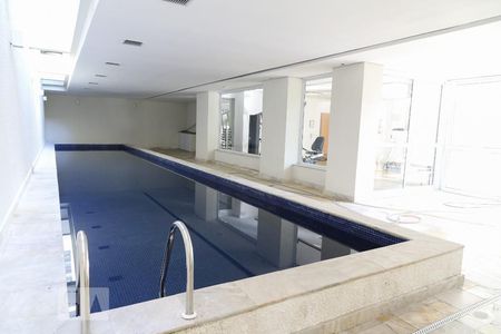 Studio à venda com 52m², 1 quarto e 1 vaga Studio à venda com 52m², 1 quarto e 1 vagaÁrea comum - Piscina
