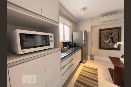 Studio à venda com 52m², 1 quarto e 1 vaga Studio à venda com 52m², 1 quarto e 1 vagaCozinha