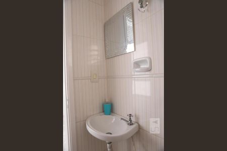 Apartamento à venda com 100m², 3 quartos e 1 vaga Apartamento à venda com 100m², 3 quartos e 1 vagaBanheiro de Serviço