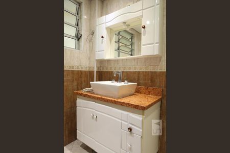 Apartamento à venda com 100m², 3 quartos e 1 vaga Apartamento à venda com 100m², 3 quartos e 1 vagaBanheiro Social