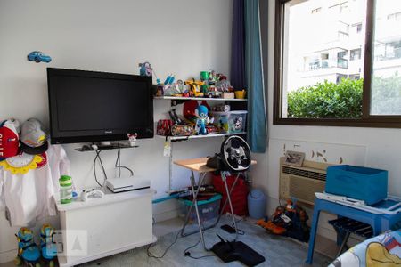 Apartamento à venda com 130m², 3 quartos e 1 vagaQuarto 2