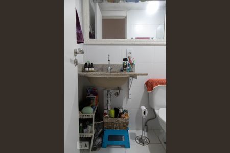 Apartamento à venda com 130m², 3 quartos e 1 vagaBanheiro da suíte 