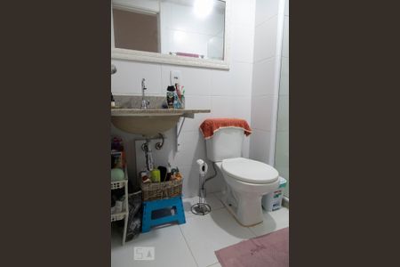 Apartamento à venda com 130m², 3 quartos e 1 vagaBanheiro da suíte 