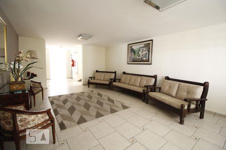 Apartamento à venda com 33m², 1 quarto e sem vaga Apartamento à venda com 33m², 1 quarto e sem vagaHall