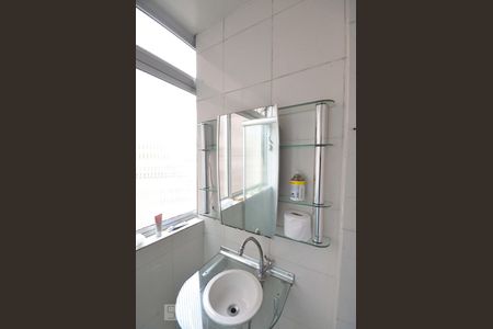 Apartamento à venda com 33m², 1 quarto e sem vaga Apartamento à venda com 33m², 1 quarto e sem vagaBanheiro