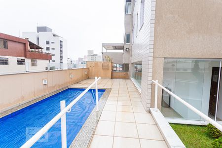 Apartamento para alugar com 120m², 4 quartos e 4 vagasÁrea da Piscina