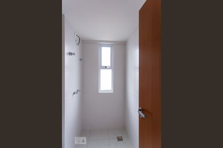 Apartamento para alugar com 120m², 4 quartos e 4 vagasBanheiro da Semi-Suíte 1 e 2