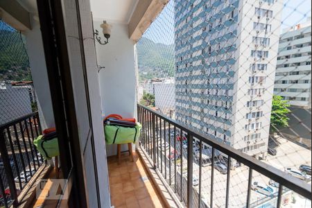 Apartamento à venda com 224m², 3 quartos e 3 vagas Apartamento à venda com 224m², 3 quartos e 3 vagasVista da Suíte