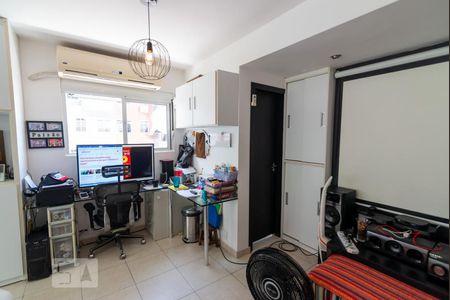 Apartamento à venda com 224m², 3 quartos e 3 vagas Apartamento à venda com 224m², 3 quartos e 3 vagasTerraço