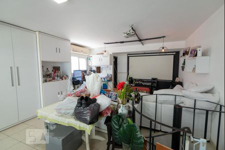 Apartamento à venda com 224m², 3 quartos e 3 vagas Apartamento à venda com 224m², 3 quartos e 3 vagasTerraço