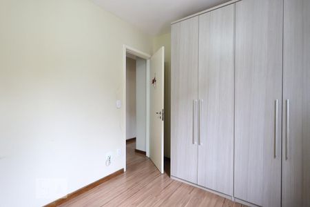 Apartamento à venda com 70m², 3 quartos e 2 vagas Apartamento à venda com 70m², 3 quartos e 2 vagasQuarto 2