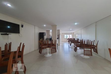 Apartamento à venda com 70m², 3 quartos e 2 vagas Apartamento à venda com 70m², 3 quartos e 2 vagasÁrea comum - Salão de festas