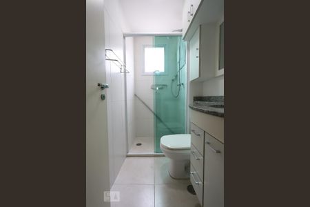 Apartamento à venda com 70m², 3 quartos e 2 vagas Apartamento à venda com 70m², 3 quartos e 2 vagasBanheiro