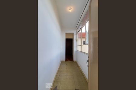 Apartamento para alugar com 72m², 2 quartos e 1 vagaCorredor