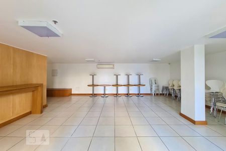Apartamento para alugar com 59m², 2 quartos e 1 vaga Apartamento para alugar com 59m², 2 quartos e 1 vagaÁrea comum - Salão de festas Adulto