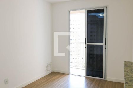 Sala de apartamento para alugar com 2 quartos, 59m² em Del Castilho, Rio de Janeiro