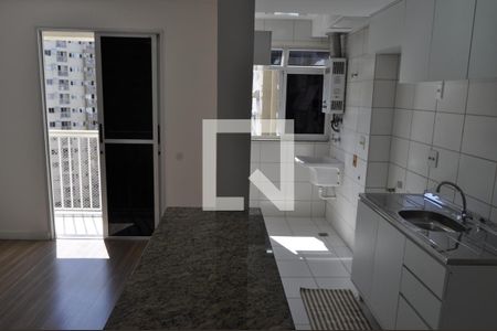 Cozinha de apartamento à venda com 2 quartos, 59m² em Del Castilho, Rio de Janeiro