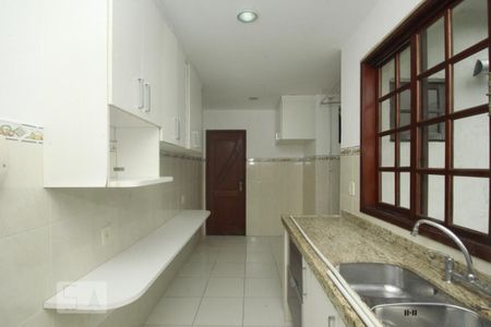 Casa à venda com 350m², 5 quartos e 1 vagaCozinha 2