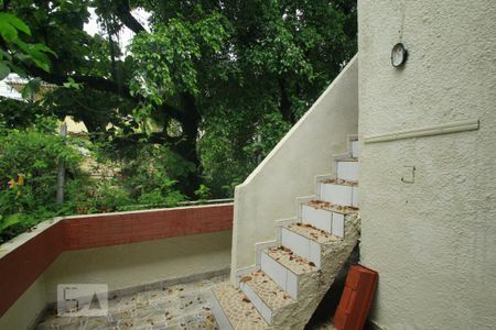 Casa à venda com 350m², 5 quartos e 1 vagaEscada Terraço