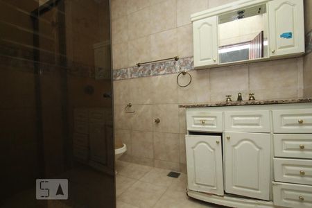 Casa à venda com 350m², 5 quartos e 1 vagaBanheiro 1