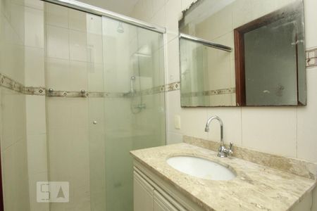 Casa à venda com 350m², 5 quartos e 1 vagaBanheiro 5