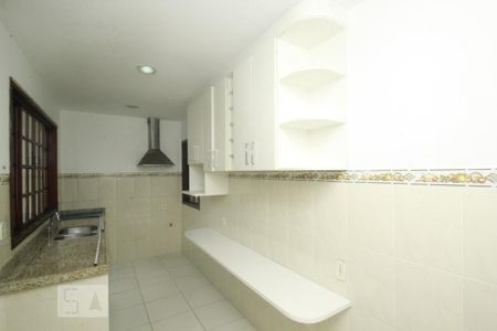 Casa à venda com 350m², 5 quartos e 1 vagaCozinha 2