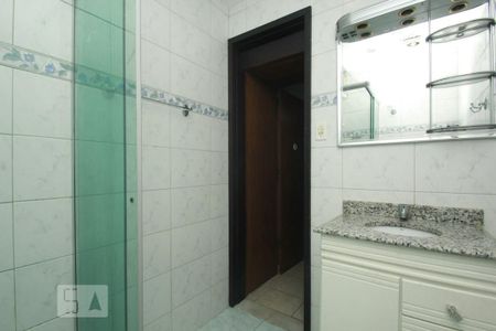 Casa à venda com 350m², 5 quartos e 1 vagaBanheiro da Suíte