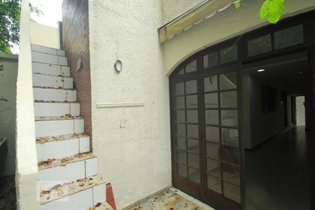 Casa à venda com 350m², 5 quartos e 1 vagaEscada Terraço
