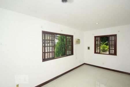 Casa à venda com 350m², 5 quartos e 1 vagaQuarto 6