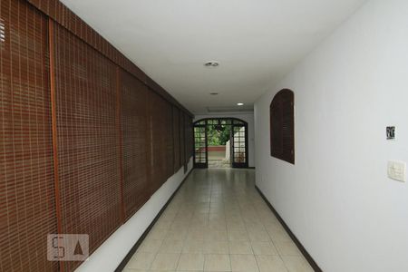 Casa à venda com 350m², 5 quartos e 1 vagaSala - Andar 2
