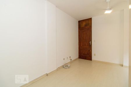 Sala de apartamento à venda com 2 quartos, 45m² em Cocotá, Rio de Janeiro