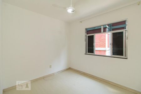Quarto 1 de apartamento para alugar com 2 quartos, 45m² em Cocotá, Rio de Janeiro