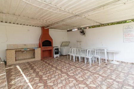 Apartamento para alugar com 45m², 2 quartos e 1 vagaÁrea comum - Churrasqueira