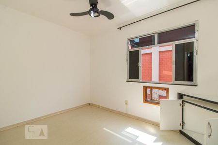 Quarto 2 de apartamento à venda com 2 quartos, 45m² em Cocotá, Rio de Janeiro