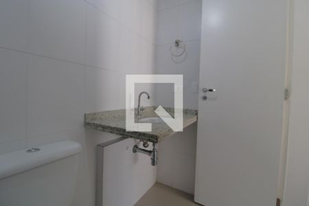 Apartamento para alugar com 64m², 2 quartos e 1 vagaBanheiro da suíte