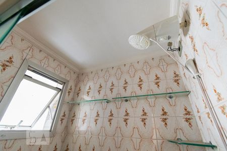 Banheiro Social de apartamento para alugar com 2 quartos, 62m² em Saúde, São Paulo