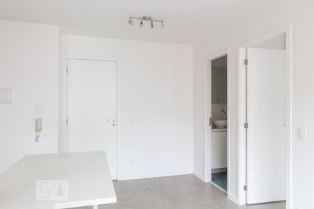 Apartamento para alugar com 32m², 1 quarto e sem vaga Apartamento para alugar com 32m², 1 quarto e sem vagaSala