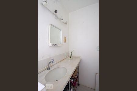 Apartamento para alugar com 36m², 1 quarto e sem vagaBanheiro