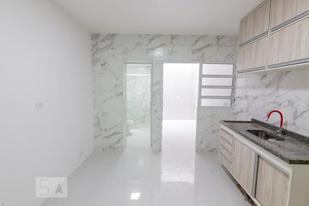 Cozinha de casa para alugar com 1 quarto, 41m² em Jaguaré, São Paulo