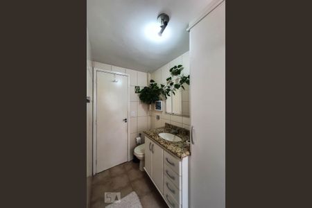 Apartamento à venda com 45m², 1 quarto e 1 vaga Apartamento à venda com 45m², 1 quarto e 1 vagaBanheiro