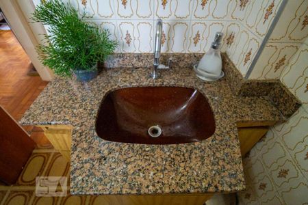 Apartamento à venda com 84m², 2 quartos e sem vaga Apartamento à venda com 84m², 2 quartos e sem vagaBanheiro
