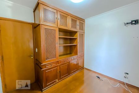 Apartamento à venda com 105m², 3 quartos e 1 vagaQuarto