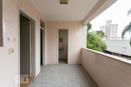 Apartamento à venda com 106m², 2 quartos e 1 vagaÁrea de Serviço